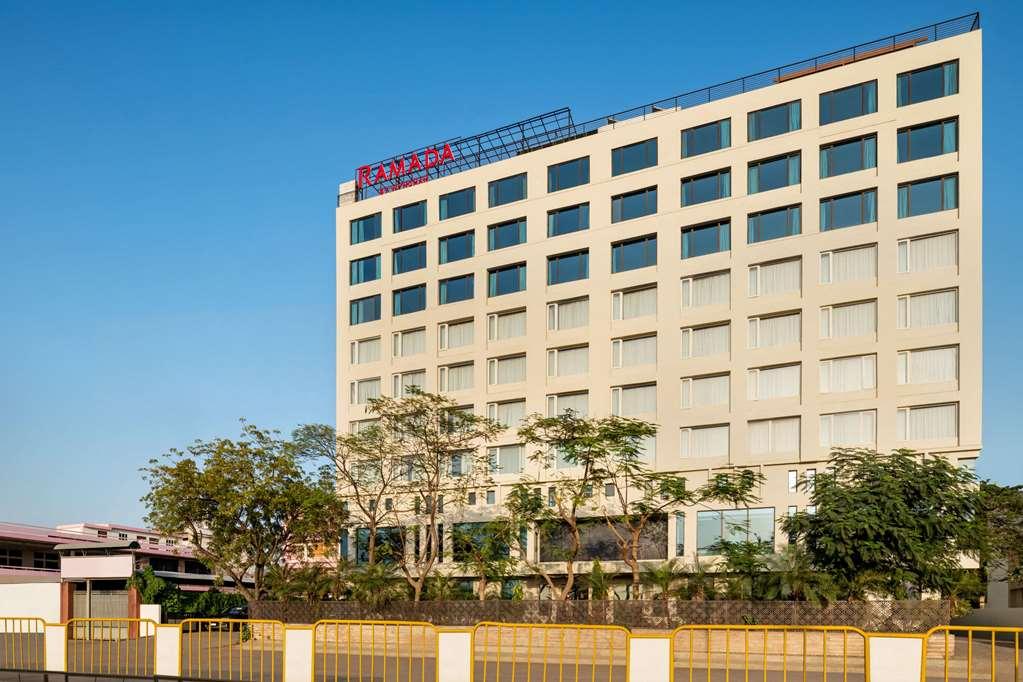Ramada By Wyndham Jaipur North Hotel Exterior foto